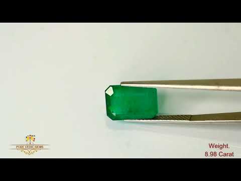 Emerald 8.98ct. (Premium) video