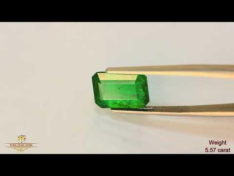 Emerald 6.44ct.On-Demand video