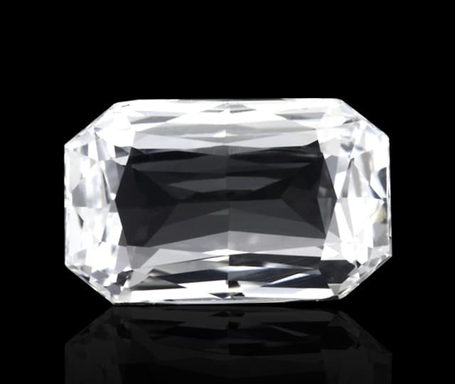 Natural White Sapphire (Safed Pukhraj)