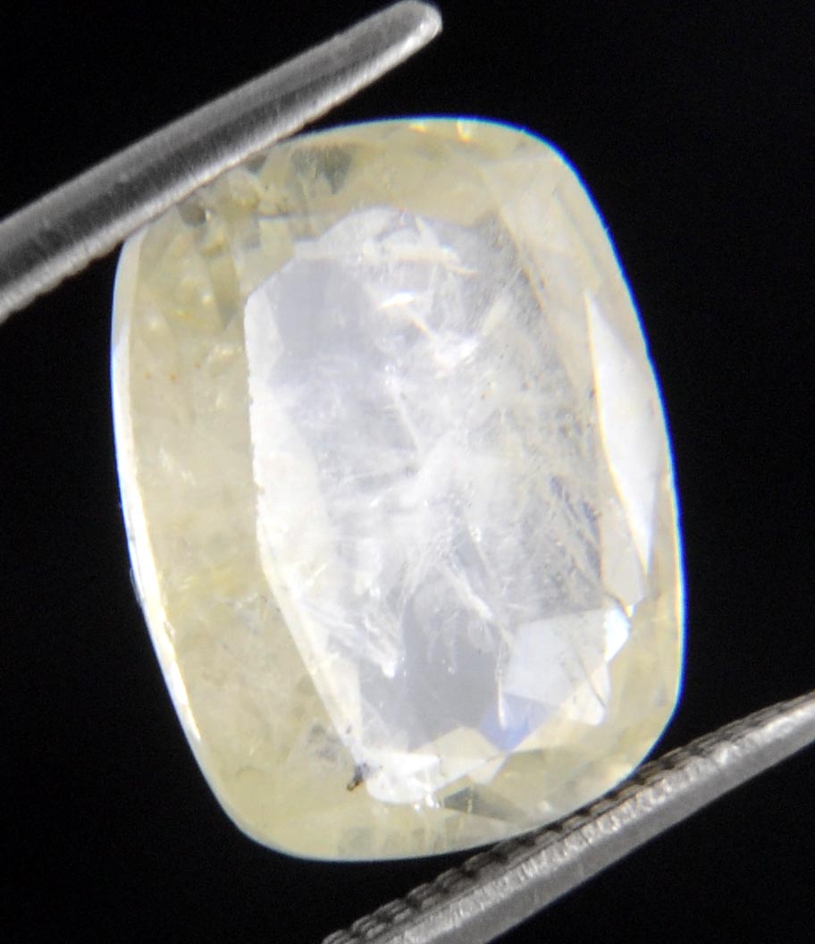 White Sapphire Gemstone